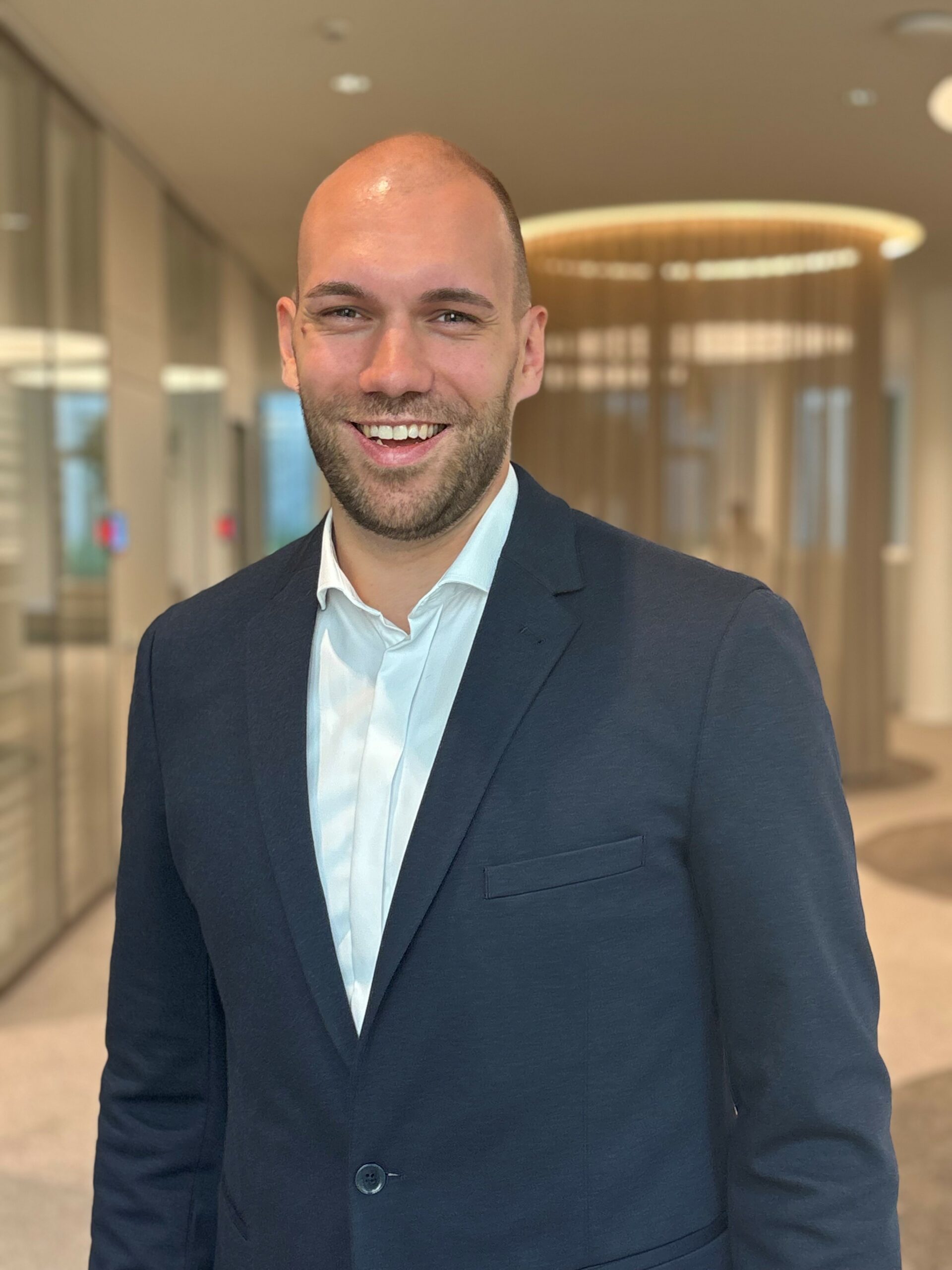 Tobias Nippes, Abteilungsdirektor Vertriebssteuerung und Kommunikation der Stadt-Sparkasse Solingen